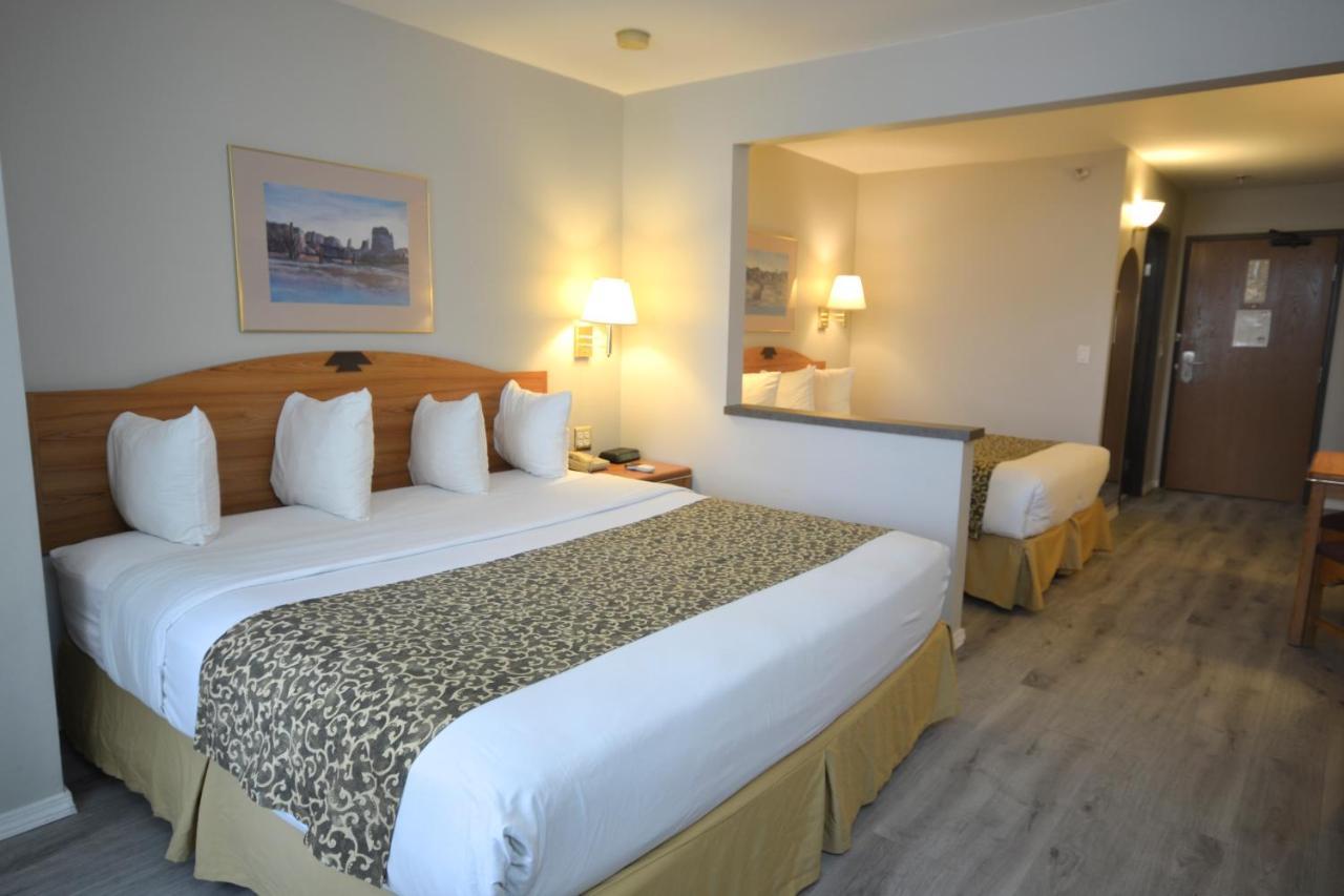 Chambre Lit King-Size Deluxe - Non-Fumeurs
